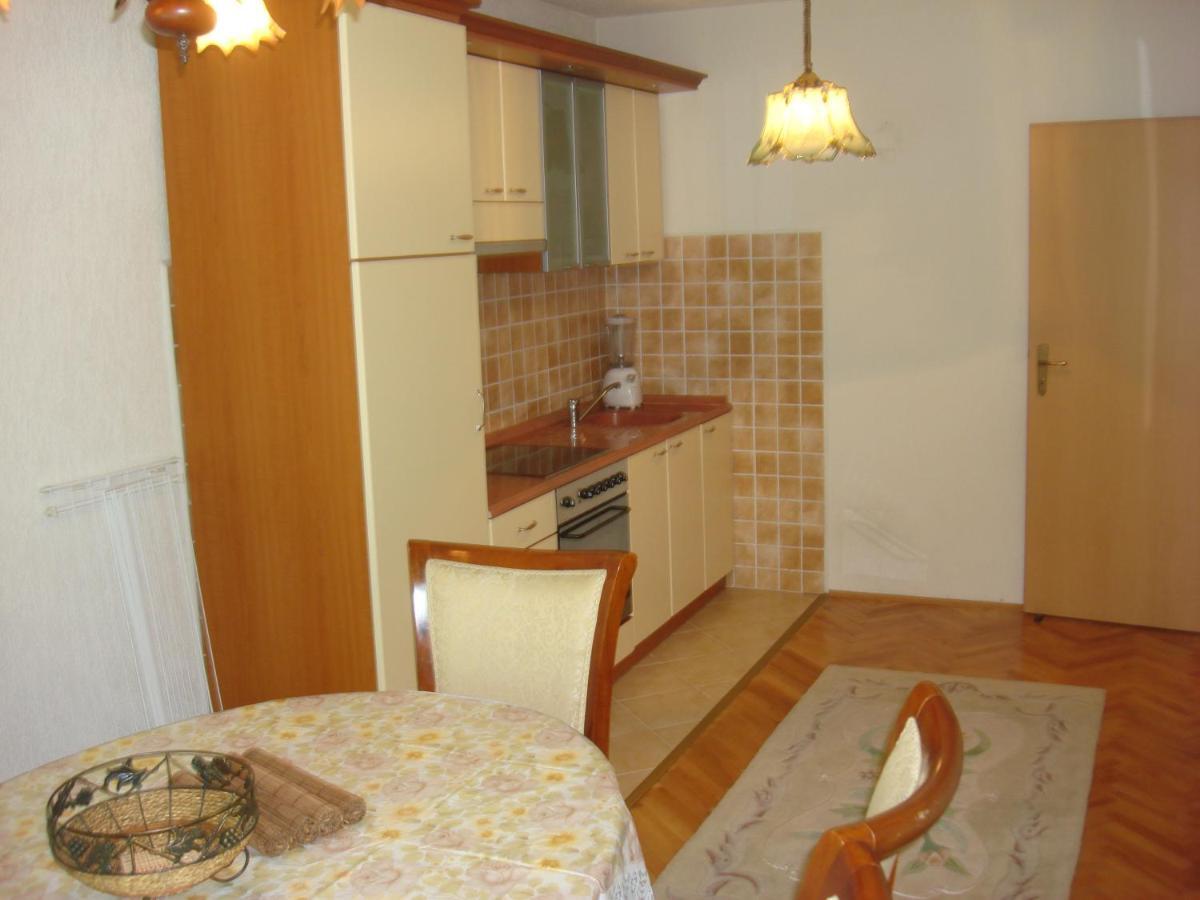Jani Apartment Pristina Exterior foto